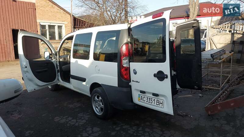 Минивэн Fiat Doblo 2007 в Луцке