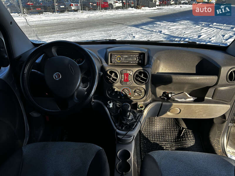 Минивэн Fiat Doblo 2012 в Полтаве