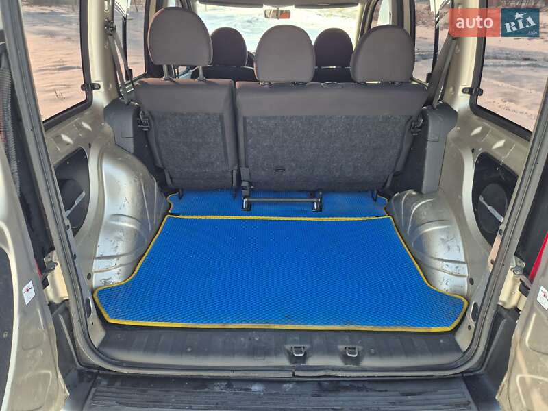 Минивэн Fiat Doblo 2012 в Ямполе