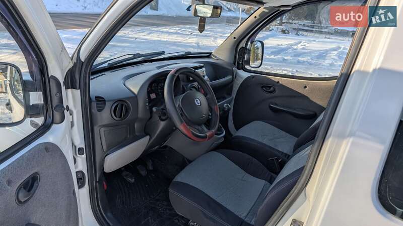 Минивэн Fiat Doblo 2007 в Косове фото 22 Минивэн Fiat Doblo 2007 в Косове
