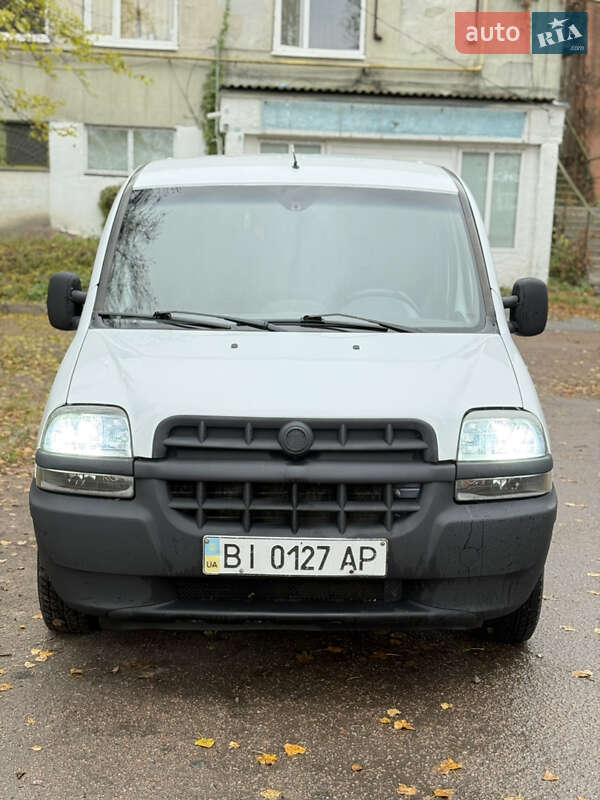 Грузовой фургон Fiat Doblo 2002 в Киеве фото Грузовой фургон Fiat Doblo 2002 в Киеве