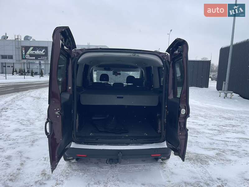 Минивэн Fiat Doblo 2012 в Киеве фото 7 Минивэн Fiat Doblo 2012 в Киеве