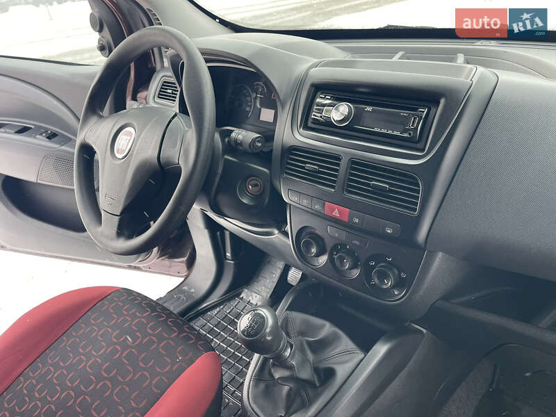Минивэн Fiat Doblo 2012 в Киеве фото 11 Минивэн Fiat Doblo 2012 в Киеве