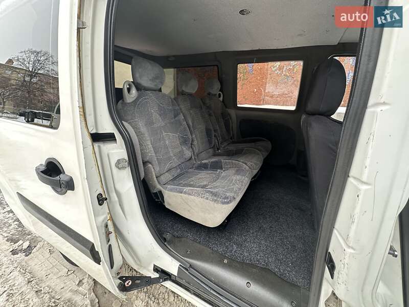 Мінівен Fiat Doblo 2006 в Рівному фото 30 Мінівен Fiat Doblo 2006 в Рівному