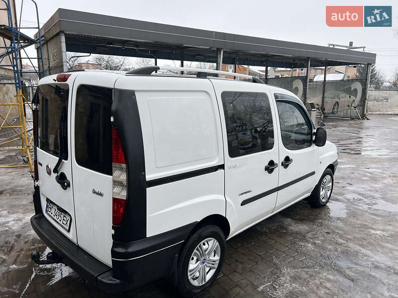 Минивэн Fiat Doblo 2002 в Львове