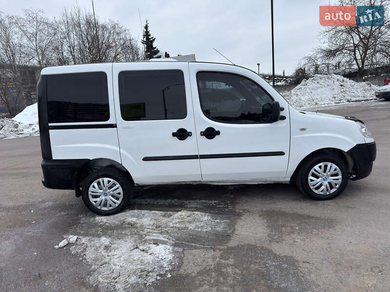 Минивэн Fiat Doblo 2006 в Тернополе