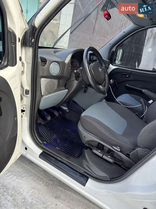 Минивэн Fiat Doblo 2006 в Тернополе