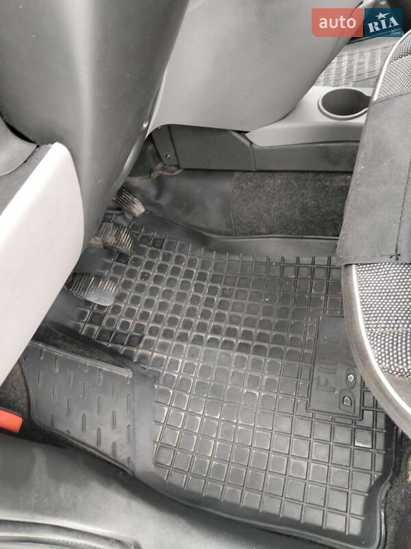 Минивэн Fiat Doblo 2008 в Киеве фото 18 Минивэн Fiat Doblo 2008 в Киеве