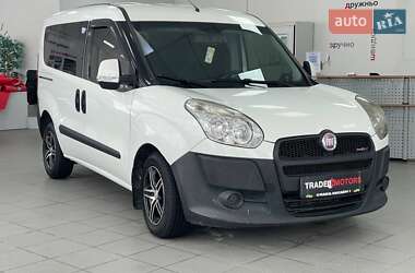Грузопассажирский фургон Fiat Doblo 2010 в Киеве