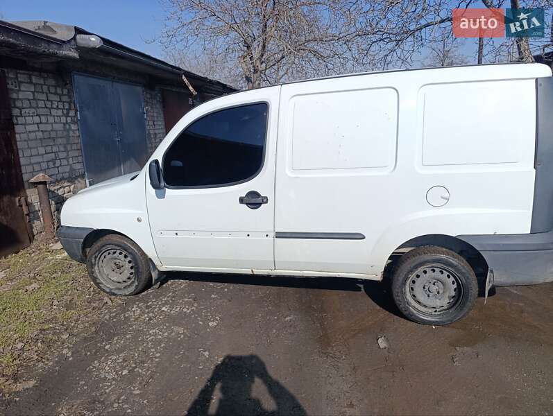 Вантажний фургон Fiat Doblo 2001 в Кривому Розі