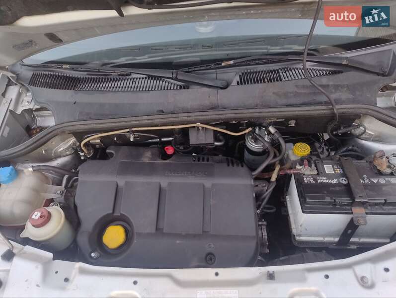 Минивэн Fiat Doblo 2009 в Пятихатках