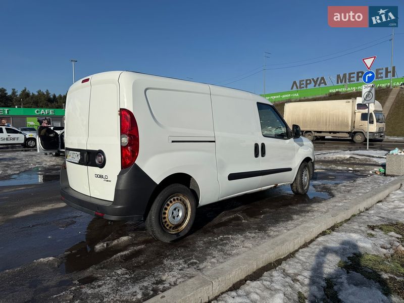 Вантажний фургон Fiat Doblo 2013 в Києві