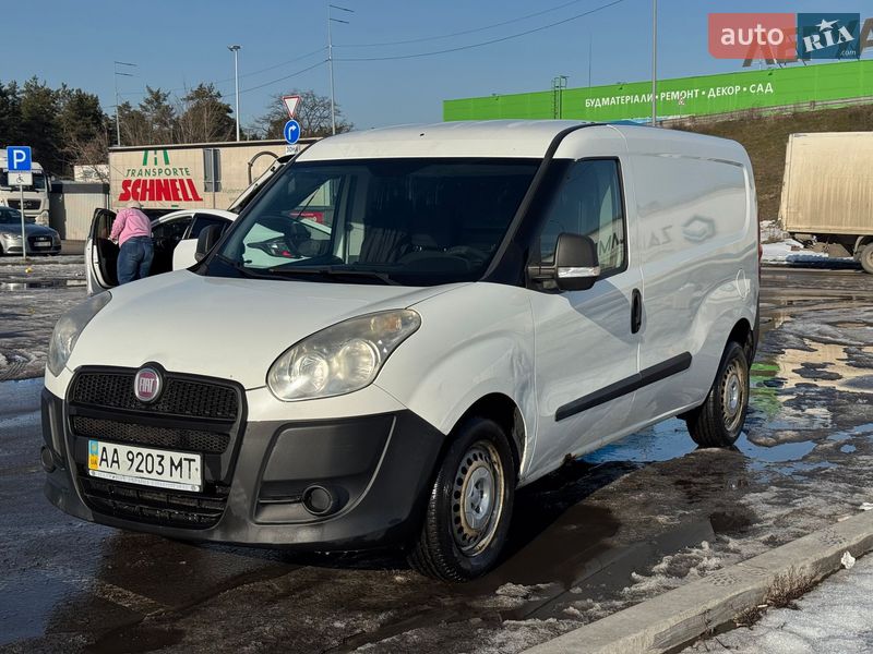 Вантажний фургон Fiat Doblo 2013 в Києві