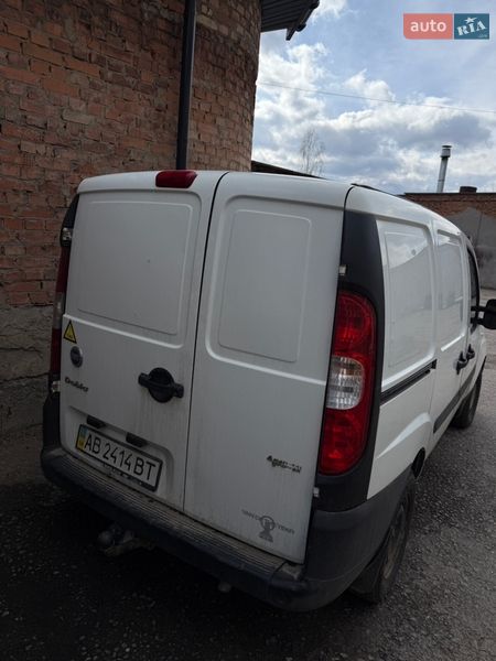 Вантажний фургон Fiat Doblo 2006 в Вінниці