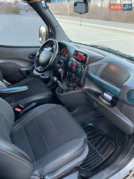 Минивэн Fiat Doblo 2004 в Мостиске
