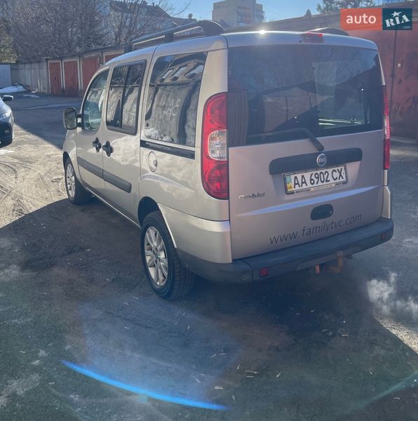 Мінівен Fiat Doblo 2007 в Києві