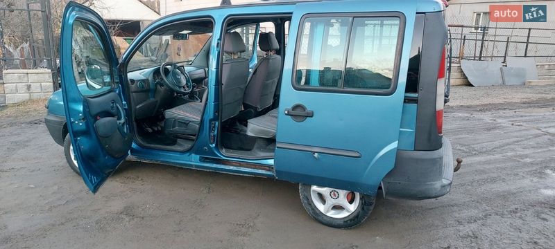 Минивэн Fiat Doblo 2005 в Ровно