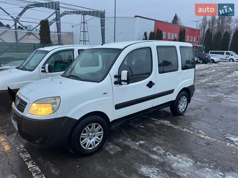Минивэн Fiat Doblo 2006 в Красилове