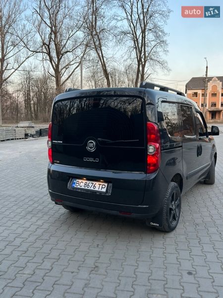 Минивэн Fiat Doblo 2010 в Дрогобыче