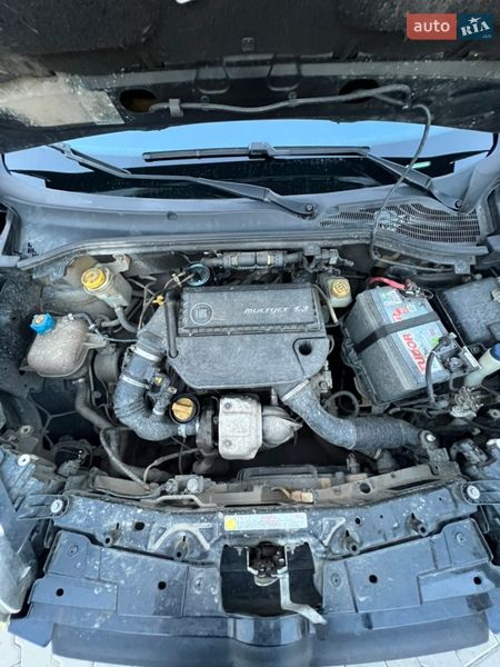 Минивэн Fiat Doblo 2010 в Дрогобыче