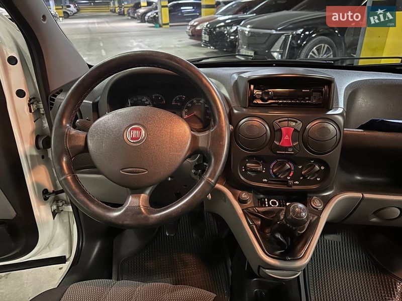 Минивэн Fiat Doblo 2008 в Днепре