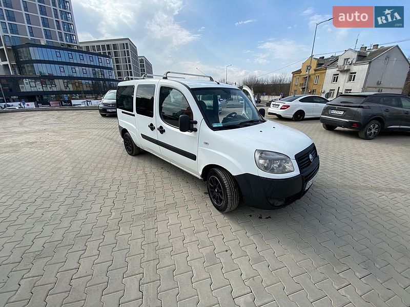 Минивэн Fiat Doblo 2006 в Львове