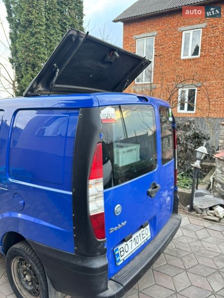 Вантажний фургон Fiat Doblo 2005 в Борщеві
