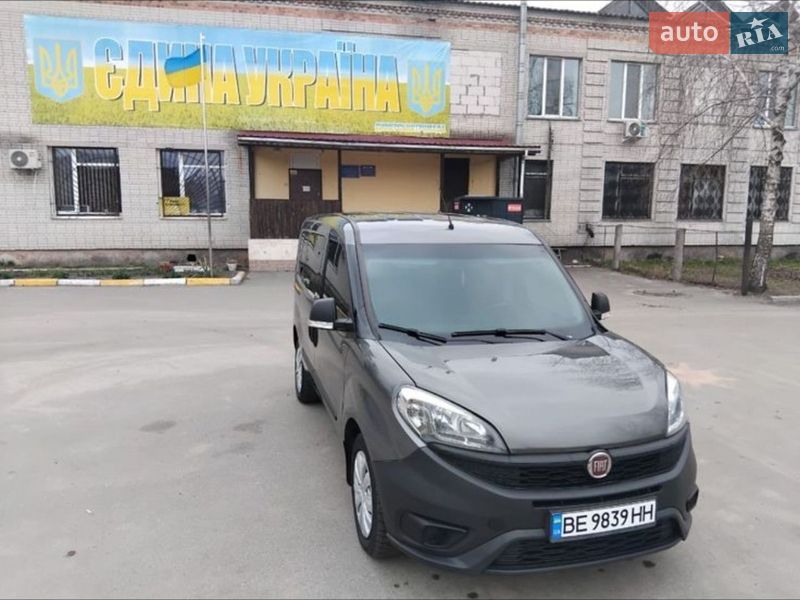 Минивэн Fiat Doblo 2016 в Киеве