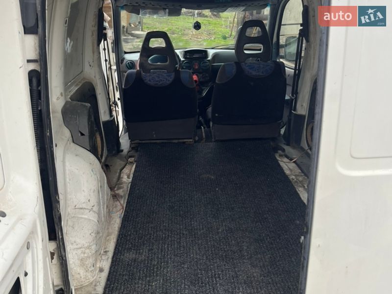 Грузовой фургон Fiat Doblo 2001 в Черновцах