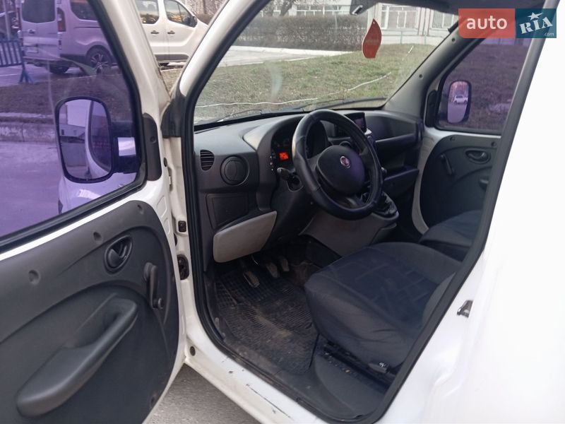 Минивэн Fiat Doblo 2011 в Харькове