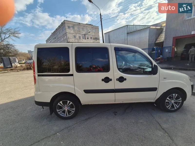 Fiat Doblo 2008 VIN ZFA22300005662682 фото оголошення 2 з 51