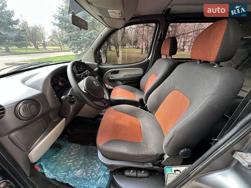 Мінівен Fiat Doblo 2007 в Рівному фото 3 Мінівен Fiat Doblo 2007 в Рівному