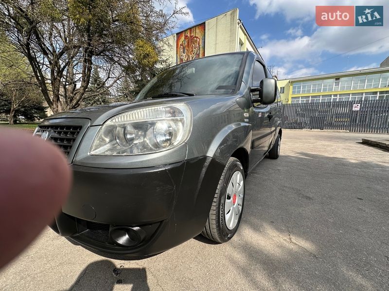 Мінівен Fiat Doblo 2007 в Рівному фото 17 Мінівен Fiat Doblo 2007 в Рівному