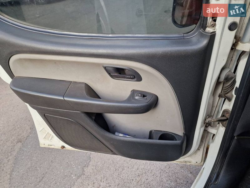 Мінівен Fiat Doblo 2007 в Львові фото 7 Мінівен Fiat Doblo 2007 в Львові
