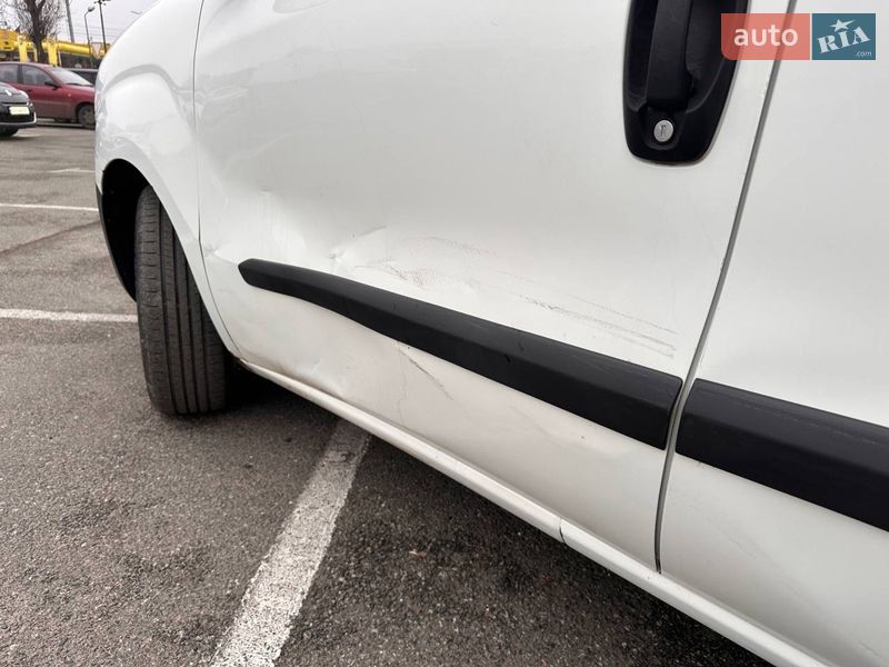 Грузопассажирский фургон Fiat Doblo 2012 в Киеве