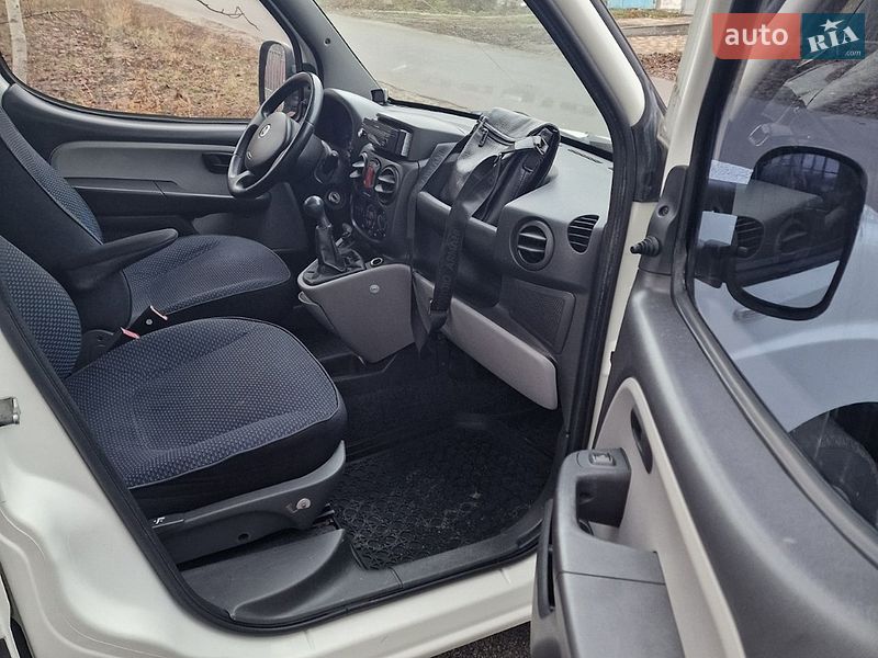 Минивэн Fiat Doblo 2007 в Днепре
