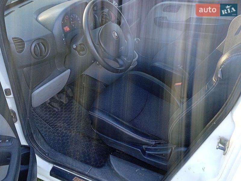 Минивэн Fiat Doblo 2009 в Бродах