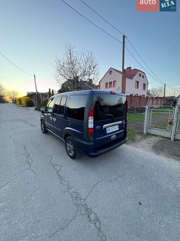 Минивэн Fiat Doblo 2003 в Ровно