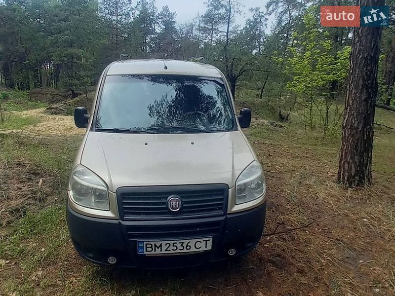 Fiat Doblo 2011