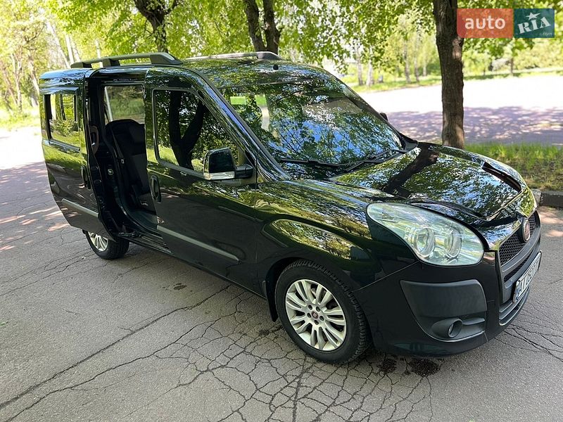Минивэн Fiat Doblo 2012 в Житомире