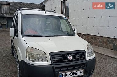 Мінівен Fiat Doblo 2008 в Сарнах