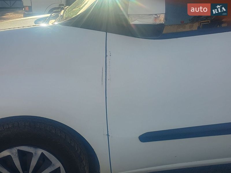 Минивэн Fiat Doblo 2012 в Киеве