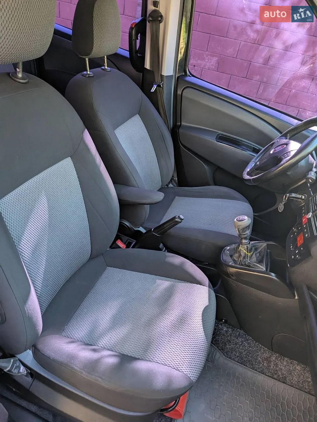 2011 Fiat Doblo - мініатюра 36
