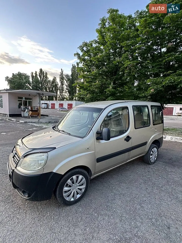 2012 Skoda Fabia - мініатюра 16