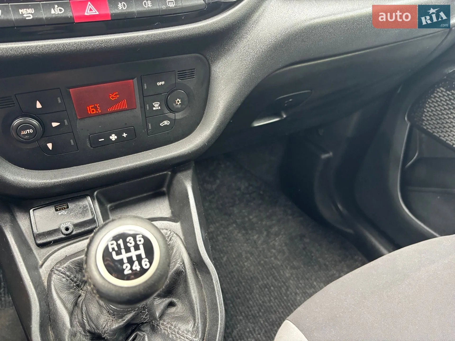 2015 Fiat Doblo - мініатюра 30