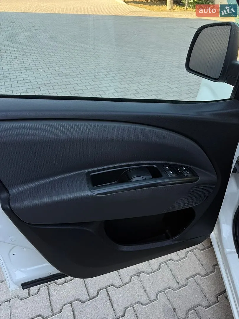 2012 Fiat Doblo - мініатюра 22