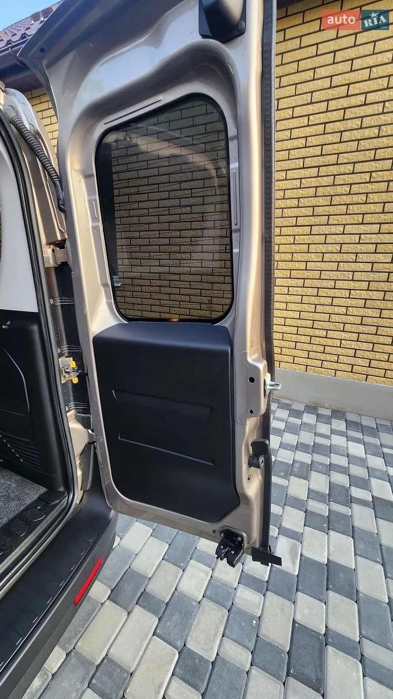 2017 Fiat Doblo - мініатюра 42