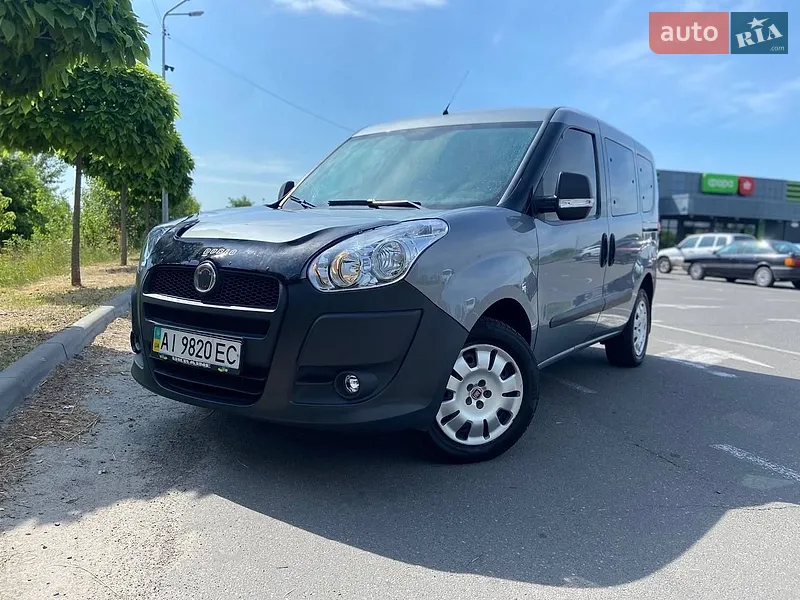 Fiat Doblo 2012