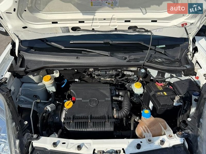Грузовой фургон Fiat Doblo 2012 в Харькове