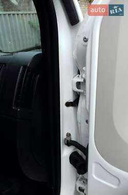 Вантажний фургон Fiat Ducato 2014 в 